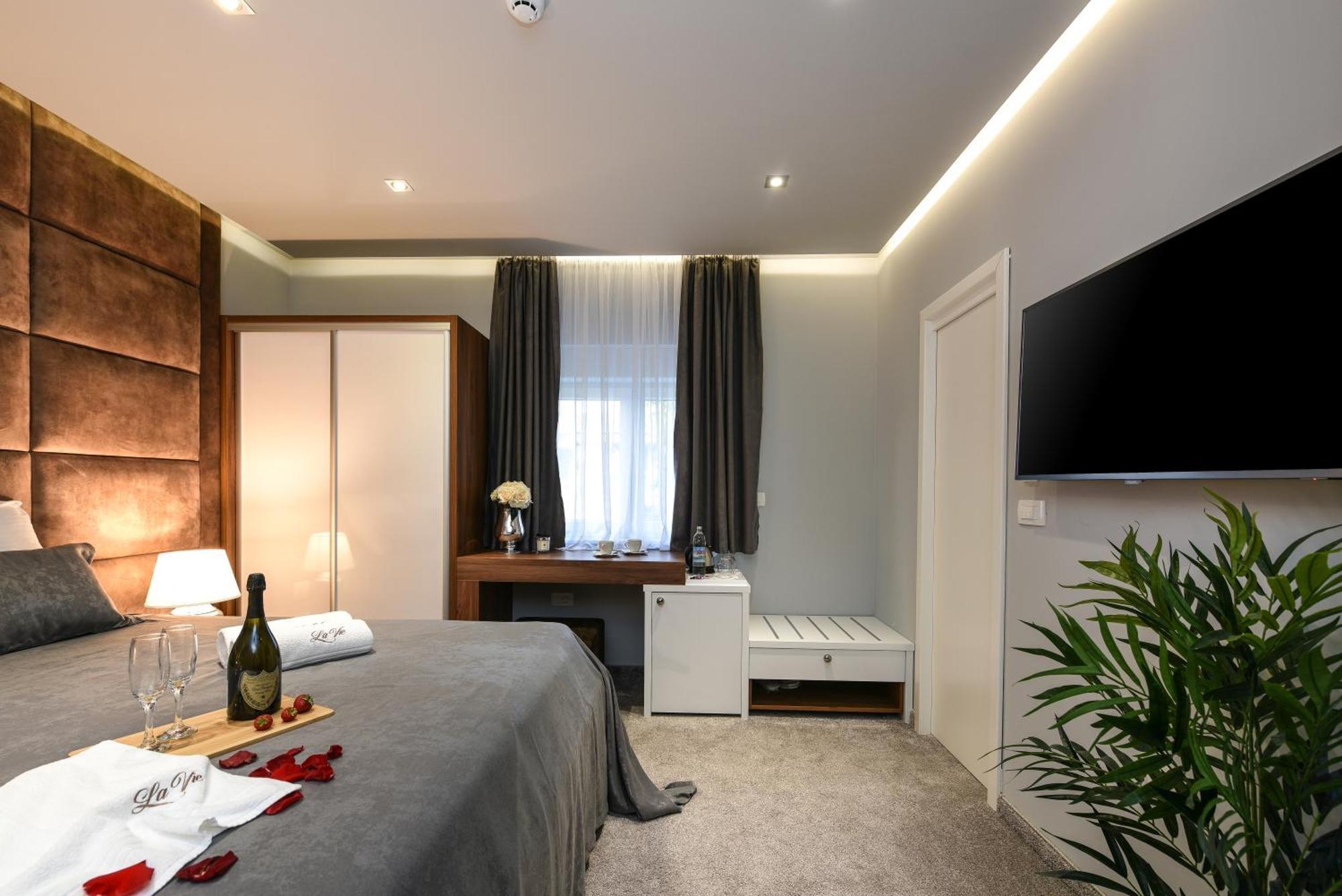 Luxury Rooms Lavie 扎达尔 客房 照片